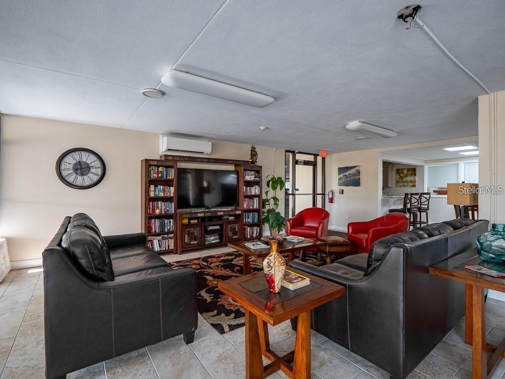 Image 40 of 68 For 1270 Gulf Boulevard 1206