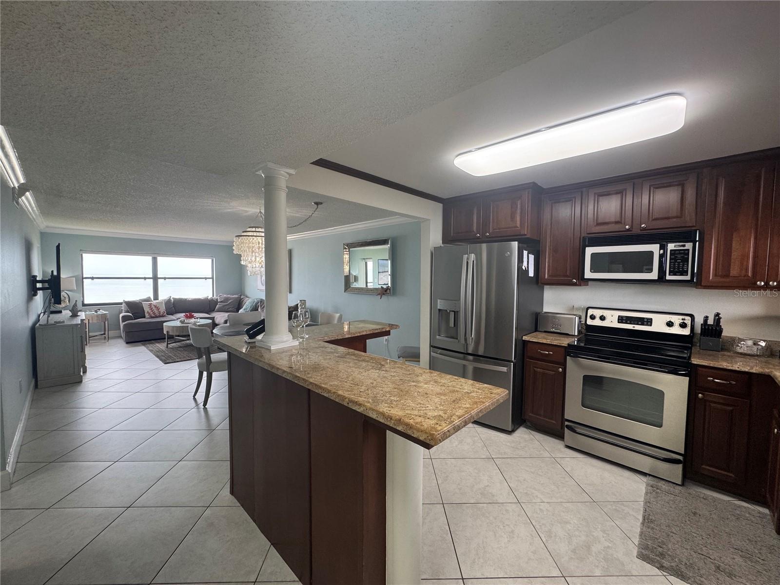 Image 5 of 68 For 1270 Gulf Boulevard 1206