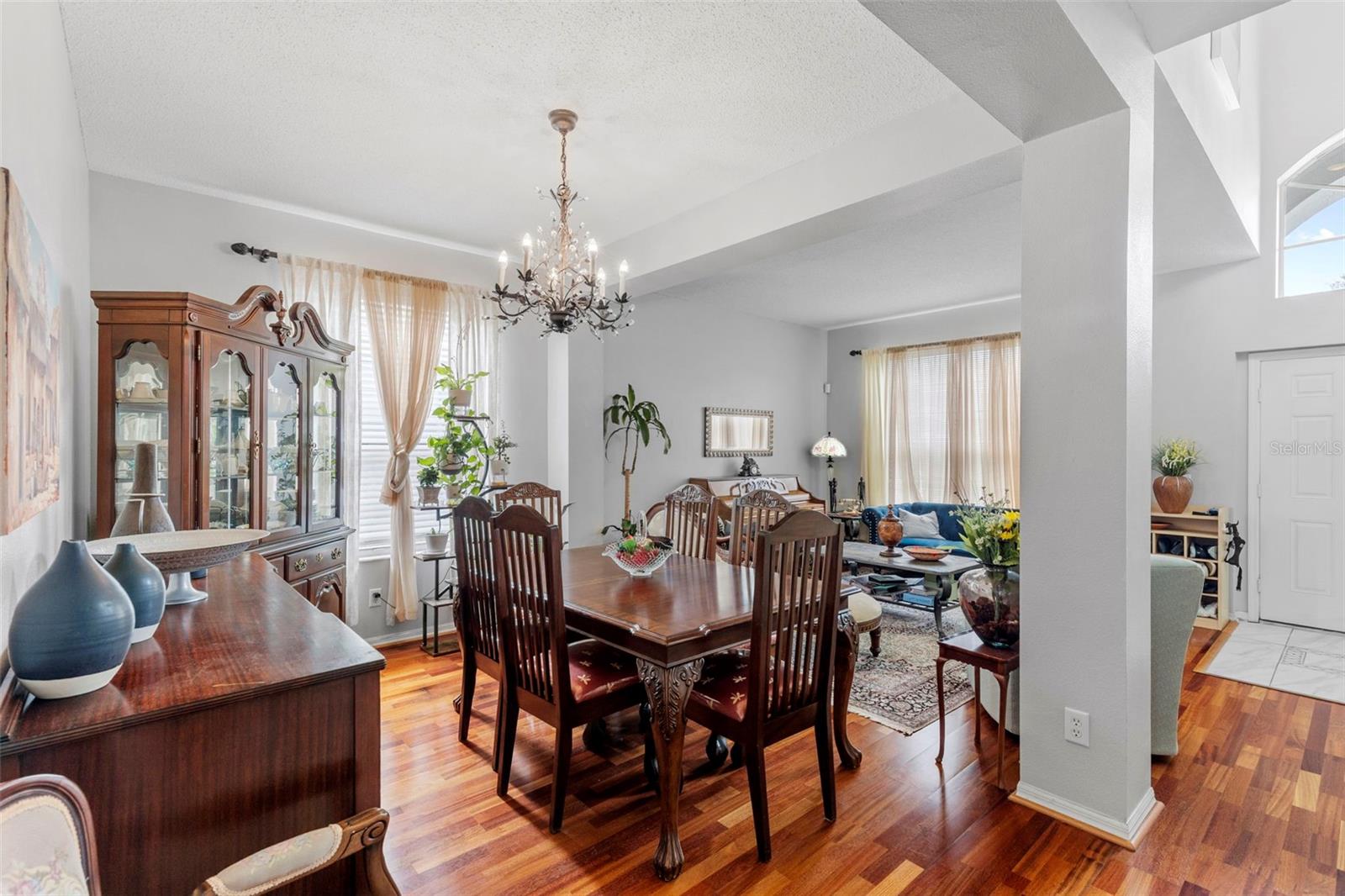 Image 2 of 72 For 10237 Goldenbrook Way