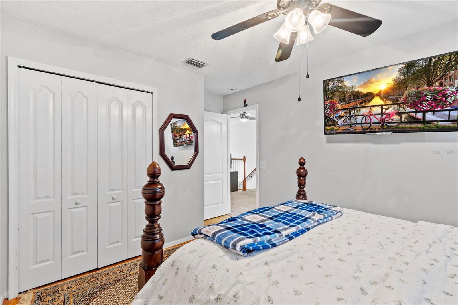 Image 33 of 72 For 10237 Goldenbrook Way