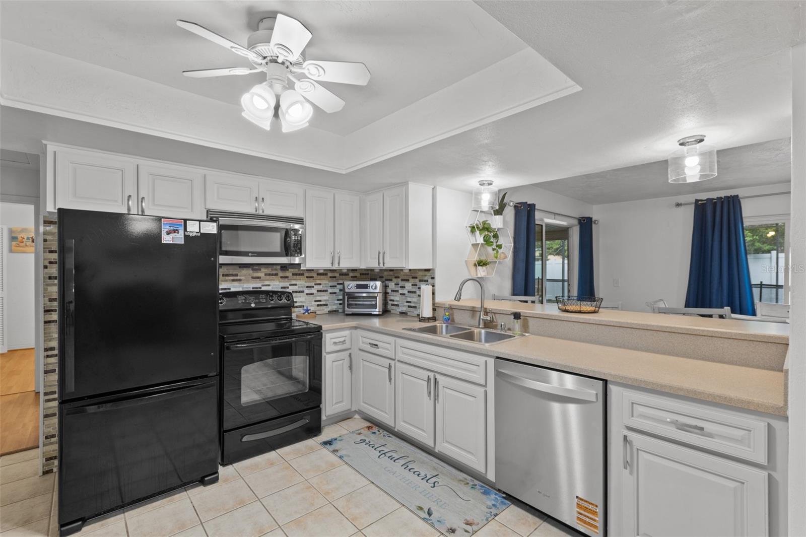 Image 6 of 34 For 8667 139th Street