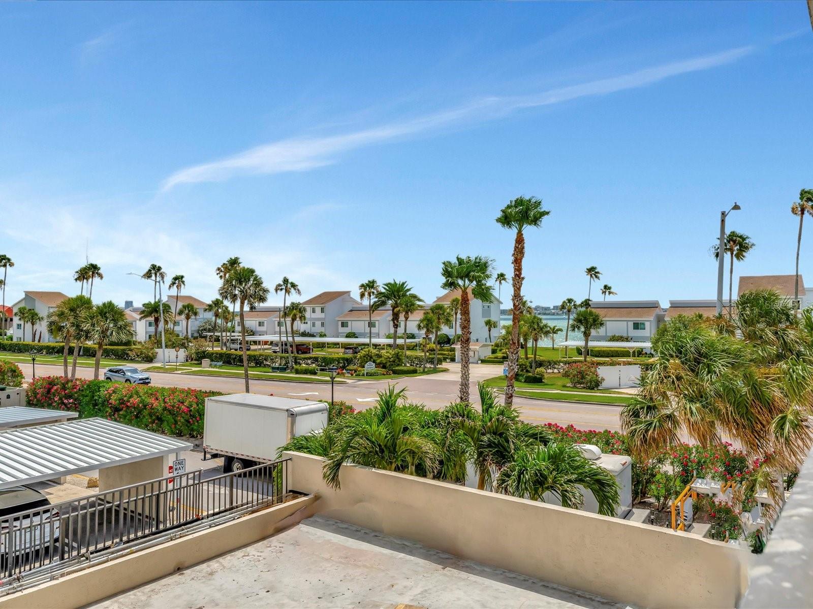 Image 16 of 41 For 1400 Gulf Boulevard 204