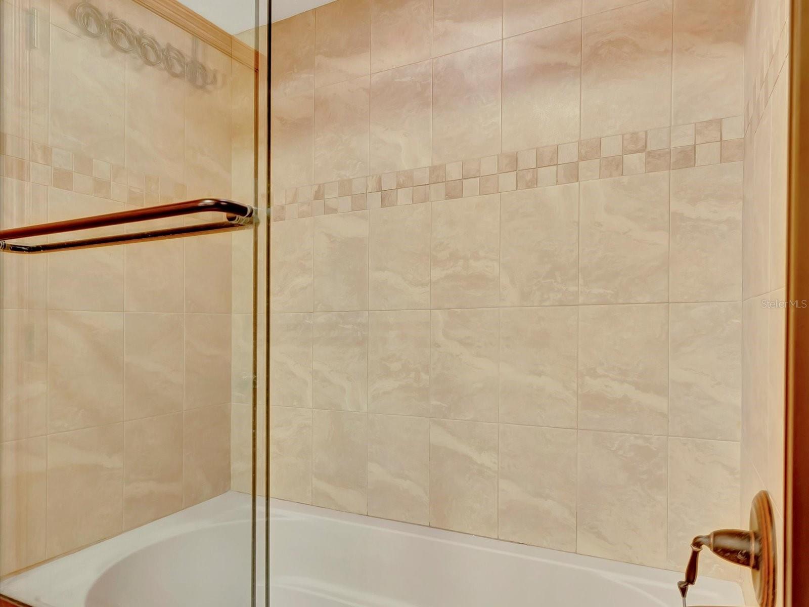 Image 24 of 41 For 1400 Gulf Boulevard 204