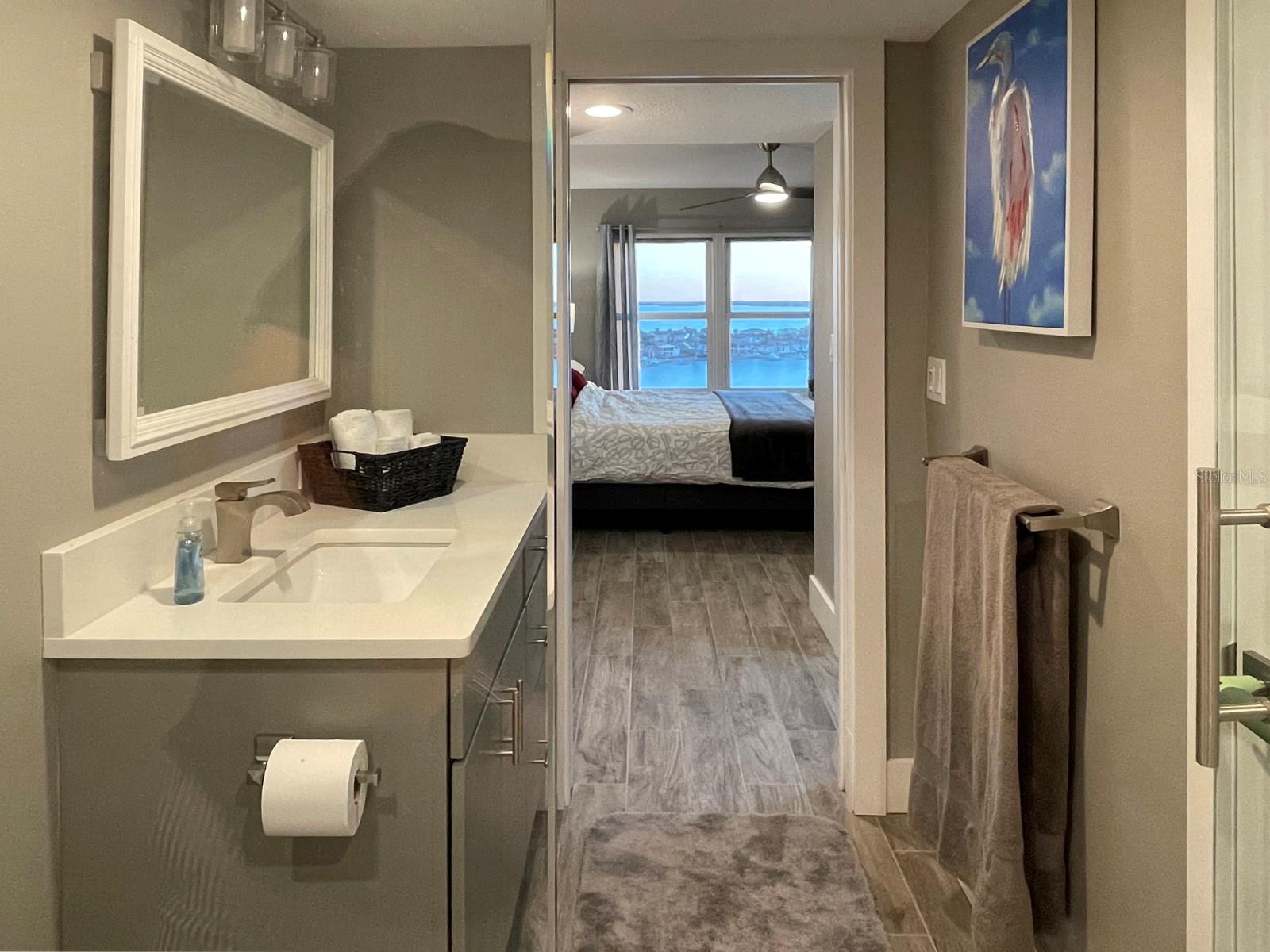 Image 21 of 37 For 4900 Brittany Drive S 1610