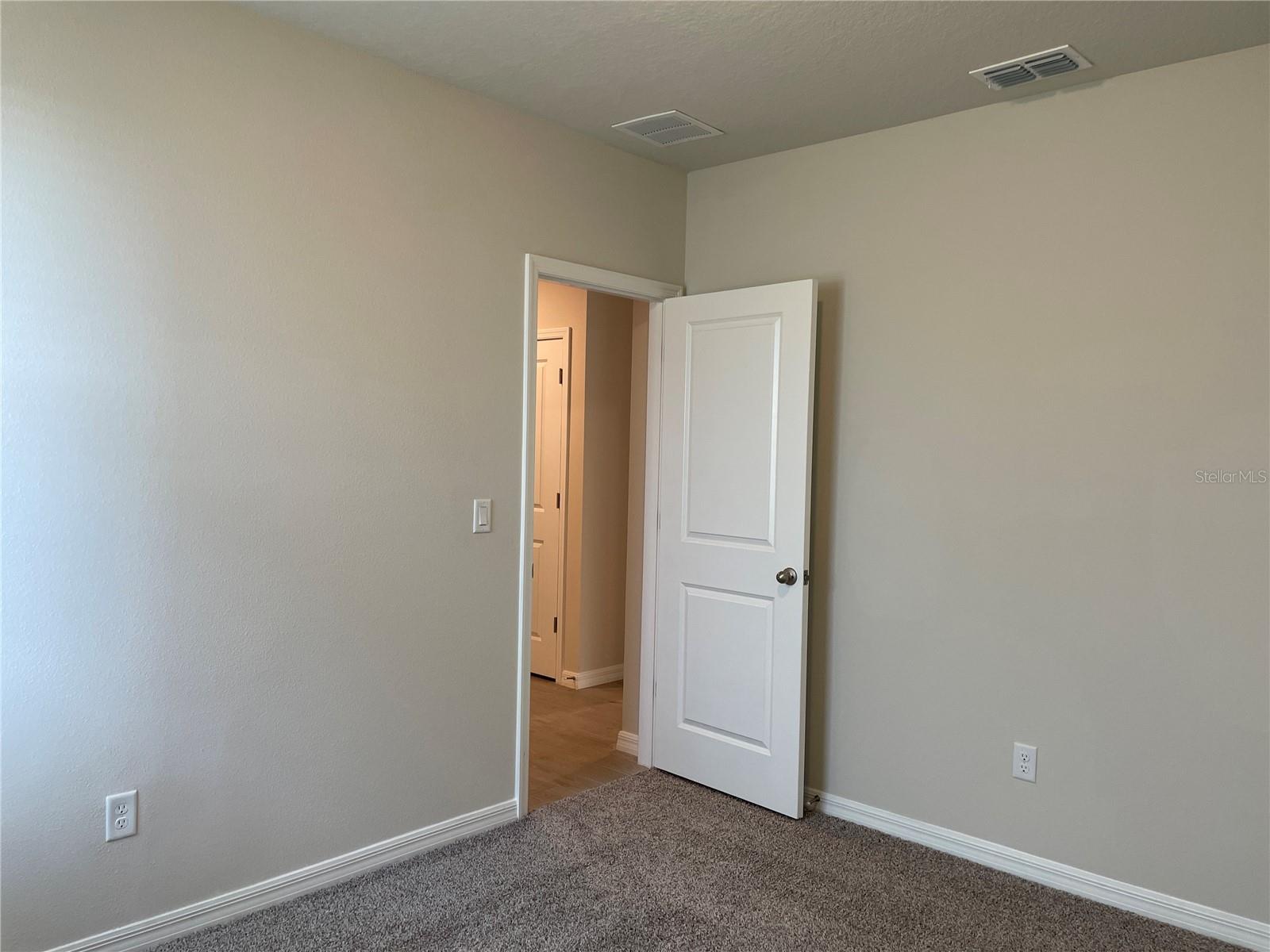 Image 14 of 26 For 3289 Fresno Pl