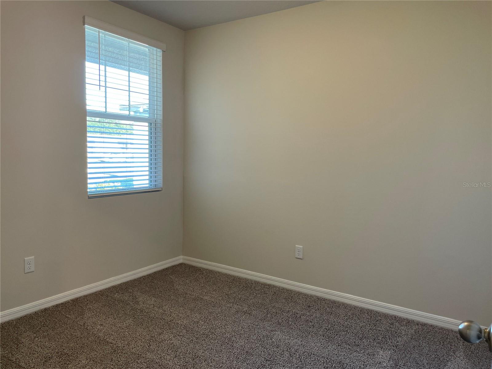 Image 19 of 26 For 3289 Fresno Pl
