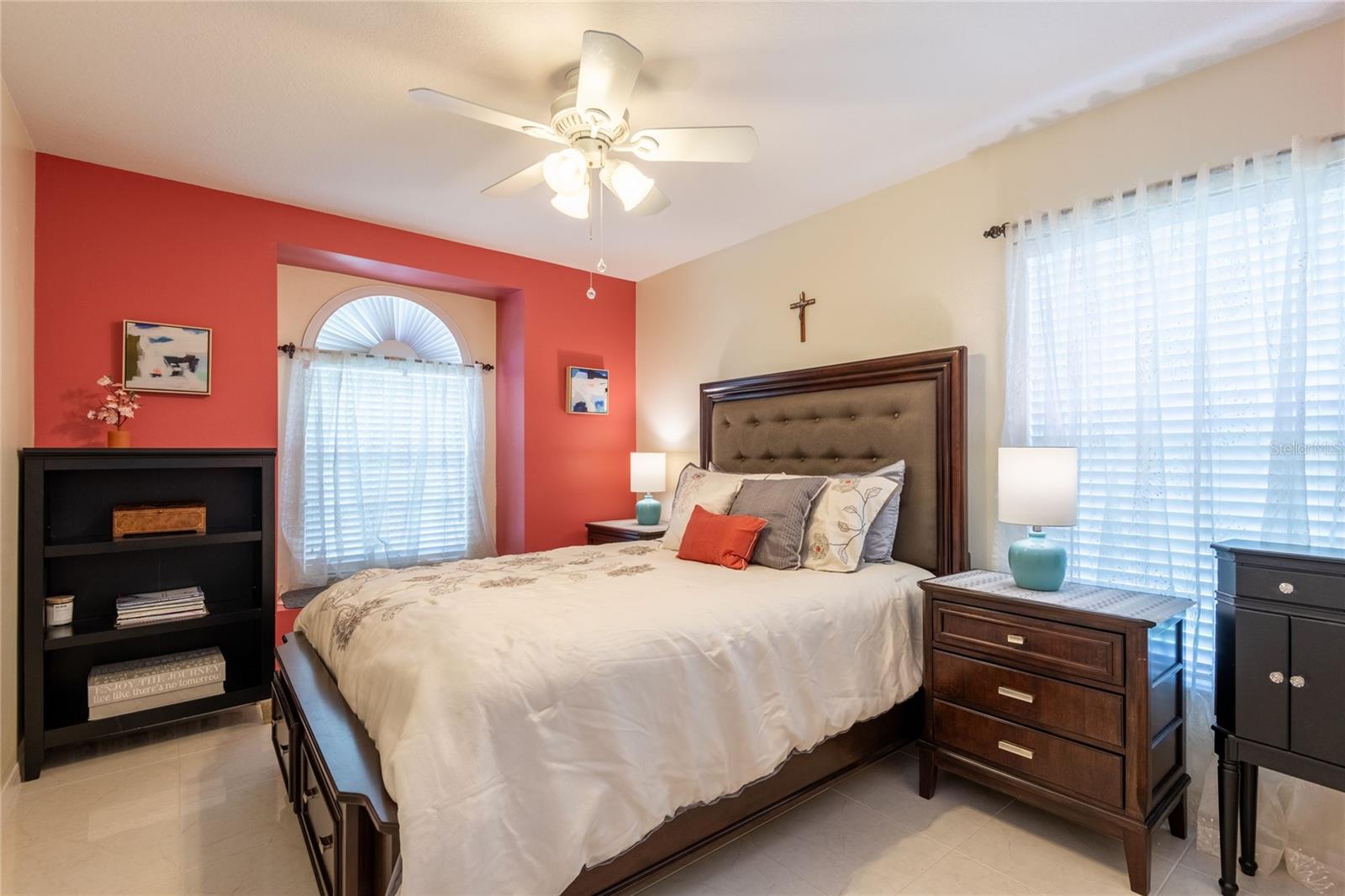 Image 22 of 37 For 9852 Laurel Ledge Drive