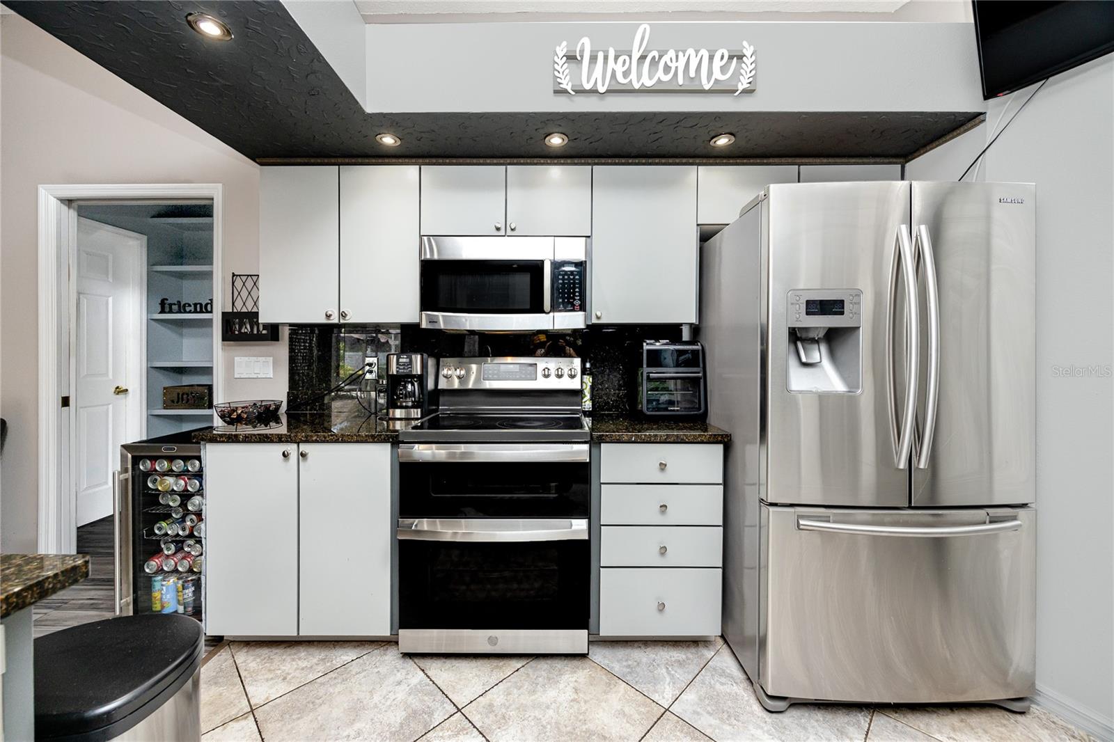 Image 16 of 45 For 7825 Burnet Lane
