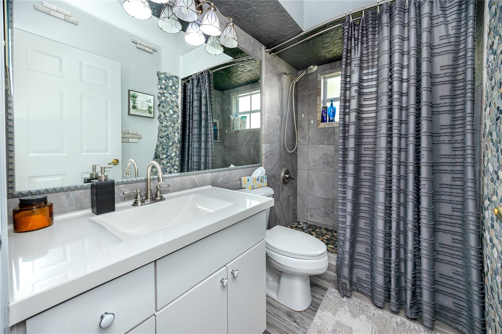 Image 30 of 45 For 7825 Burnet Lane