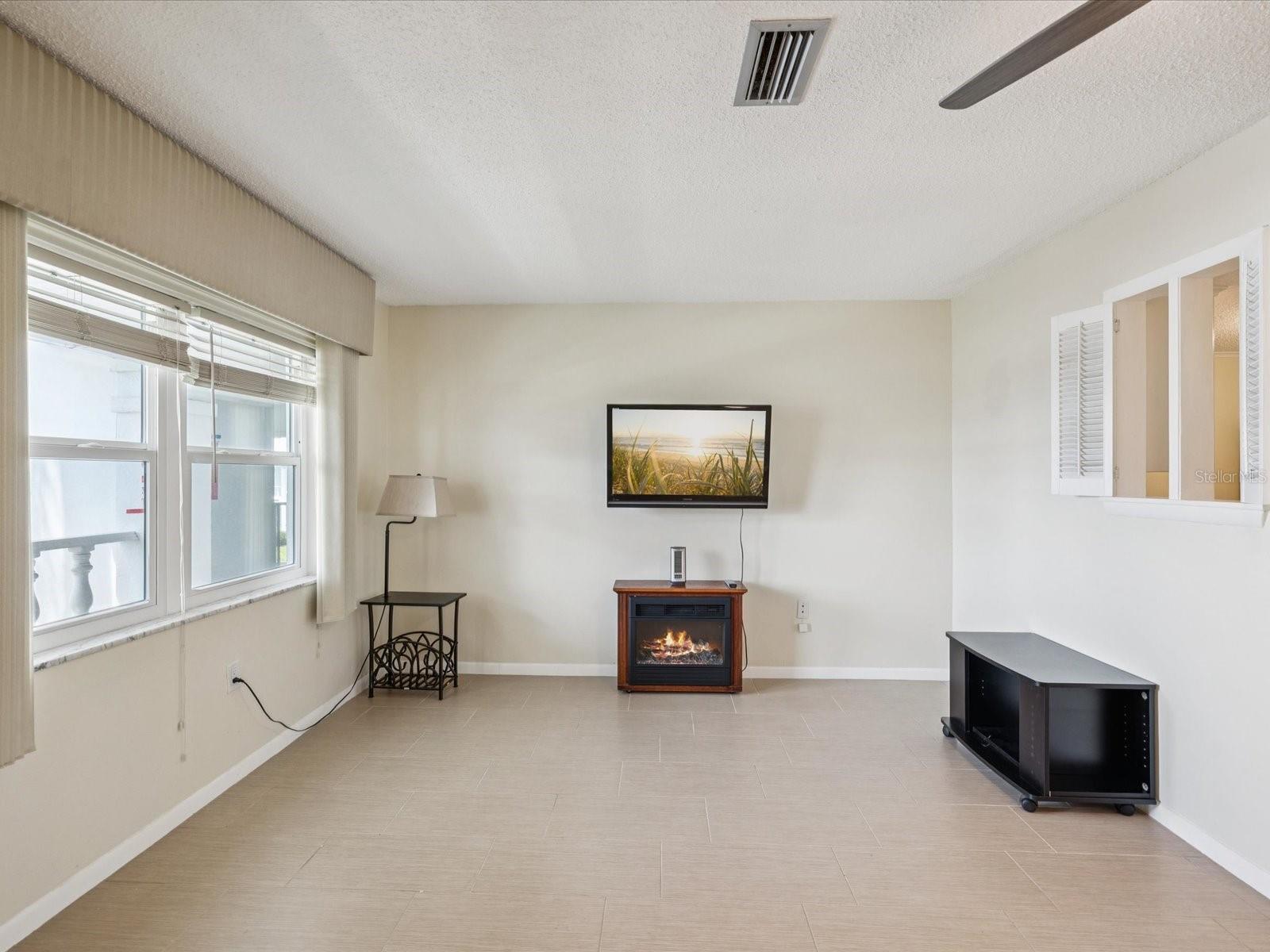 Image 12 of 26 For 4746 Azalea Drive 209