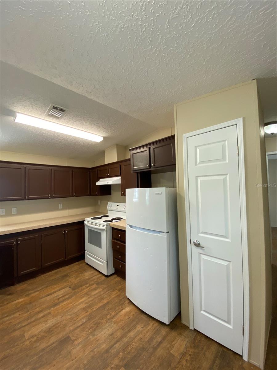Image 12 of 34 For 37412 Carringer Rd  37418