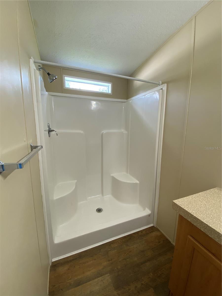 Image 19 of 34 For 37412 Carringer Rd  37418