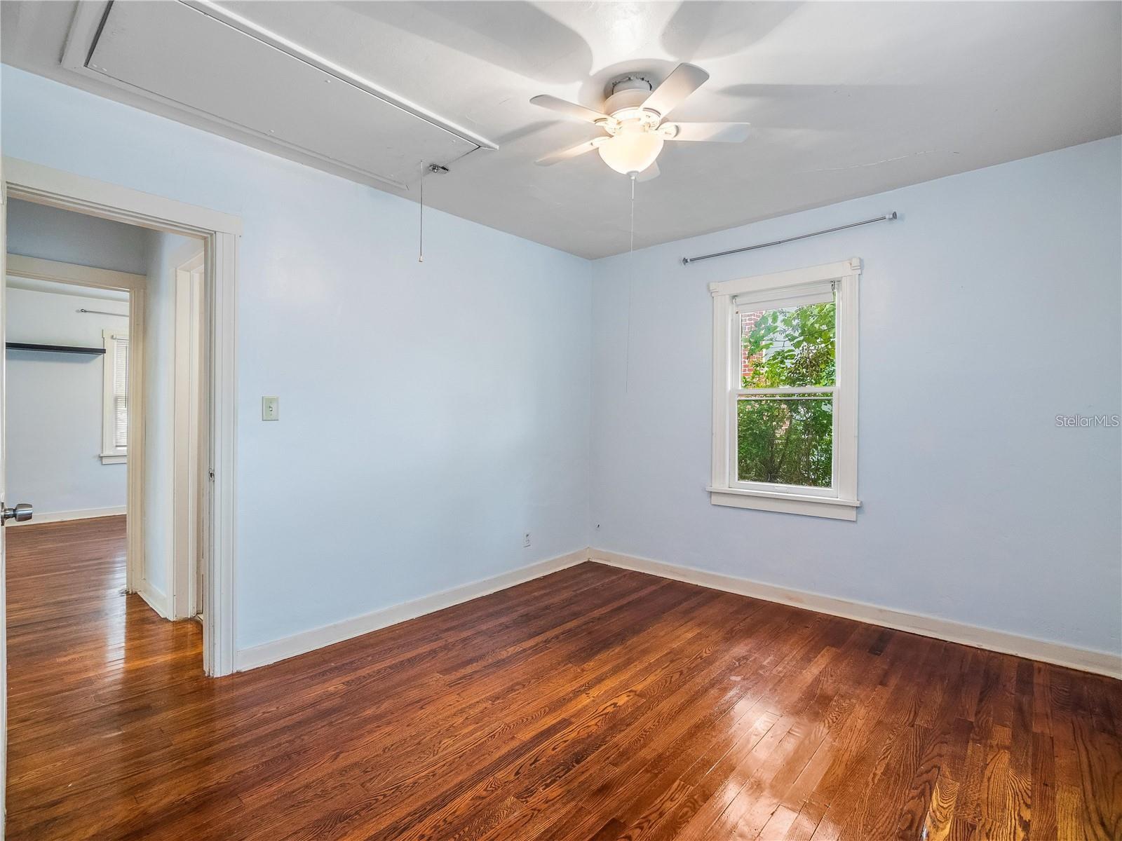 Image 21 of 30 For 3527 Dartmouth Avenue N