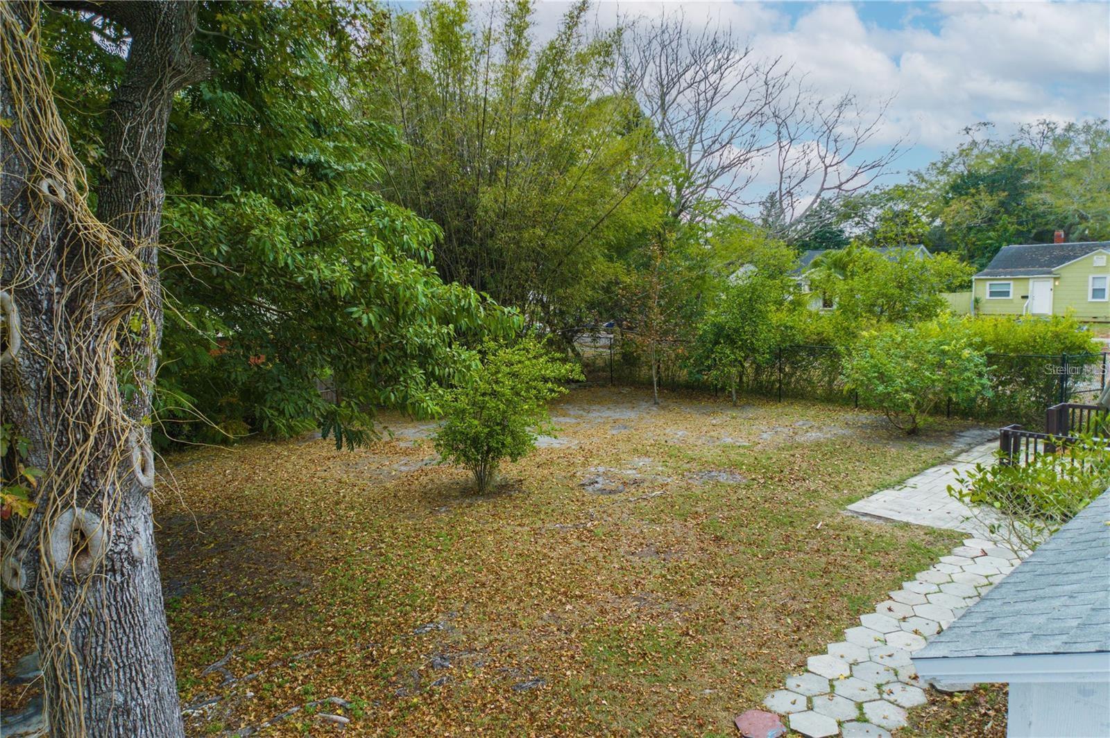 Image 7 of 30 For 3527 Dartmouth Avenue N