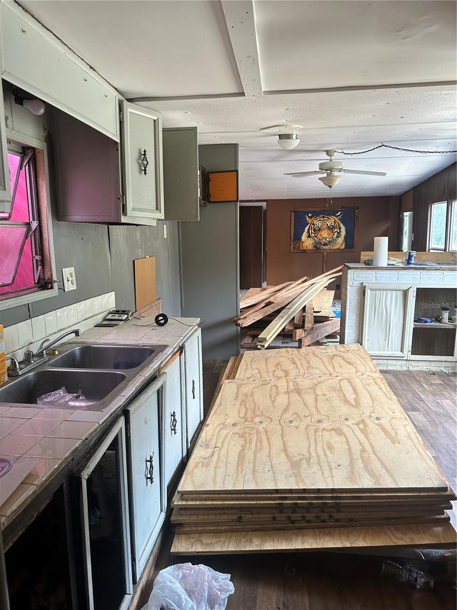 Image 4 of 28 For 12232 44th Drive