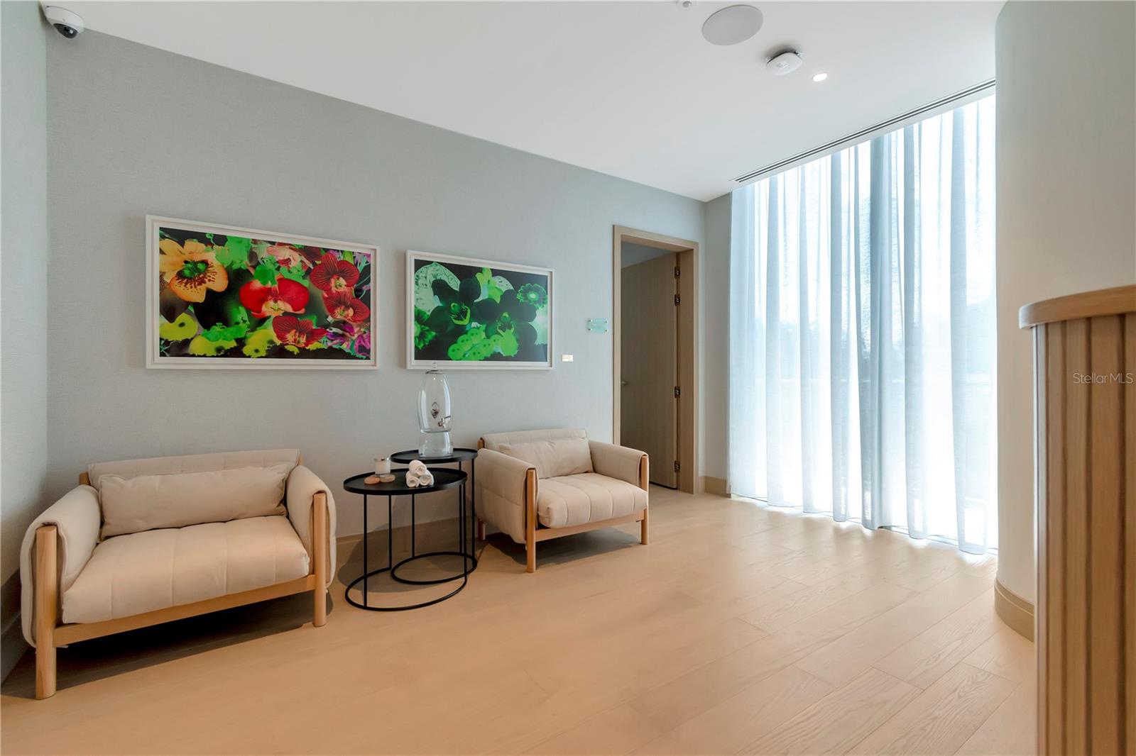 Image 72 of 99 For 2912 Santiago Street 2501