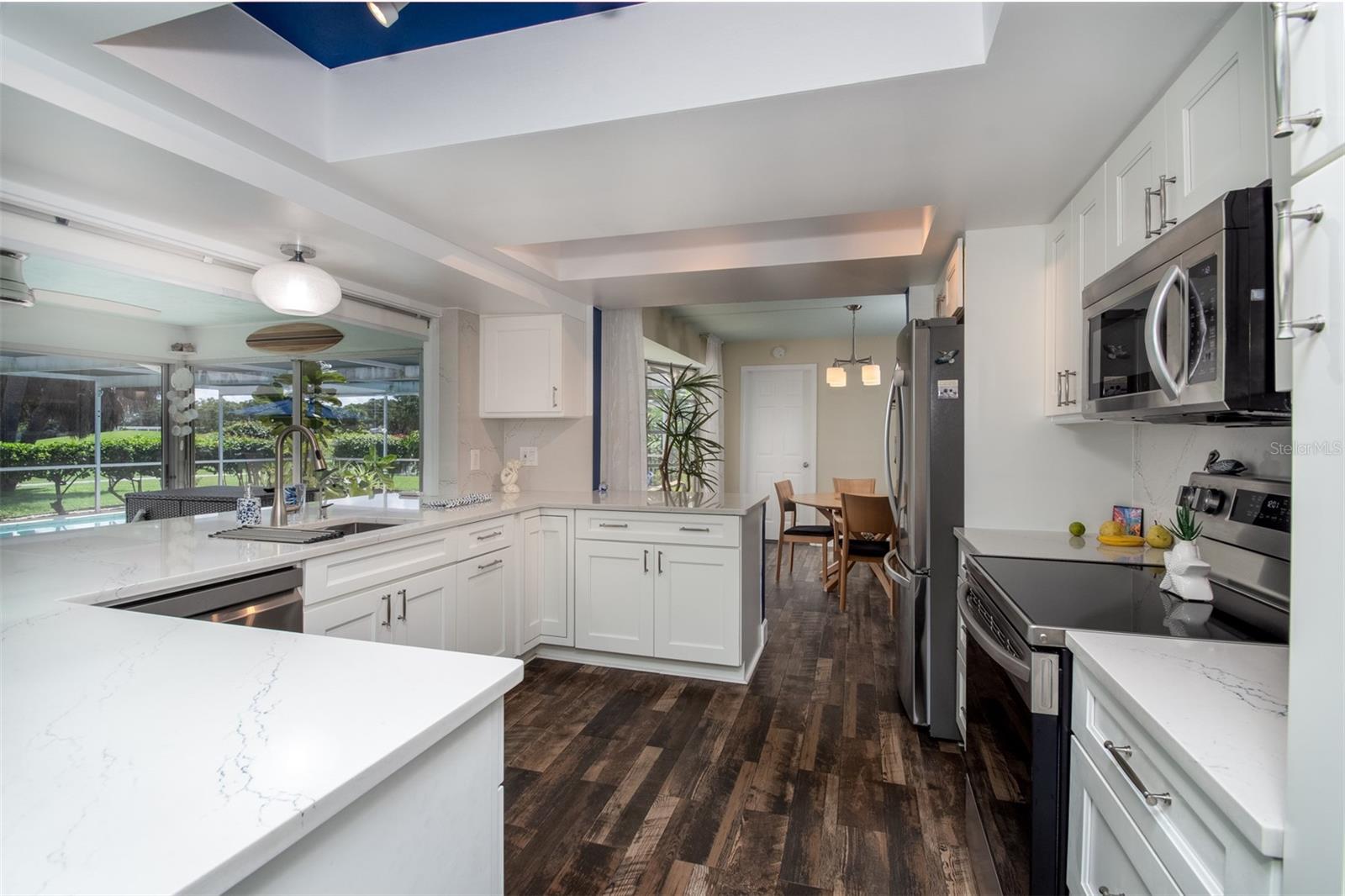 Image 14 of 45 For 6569 Augusta Boulevard