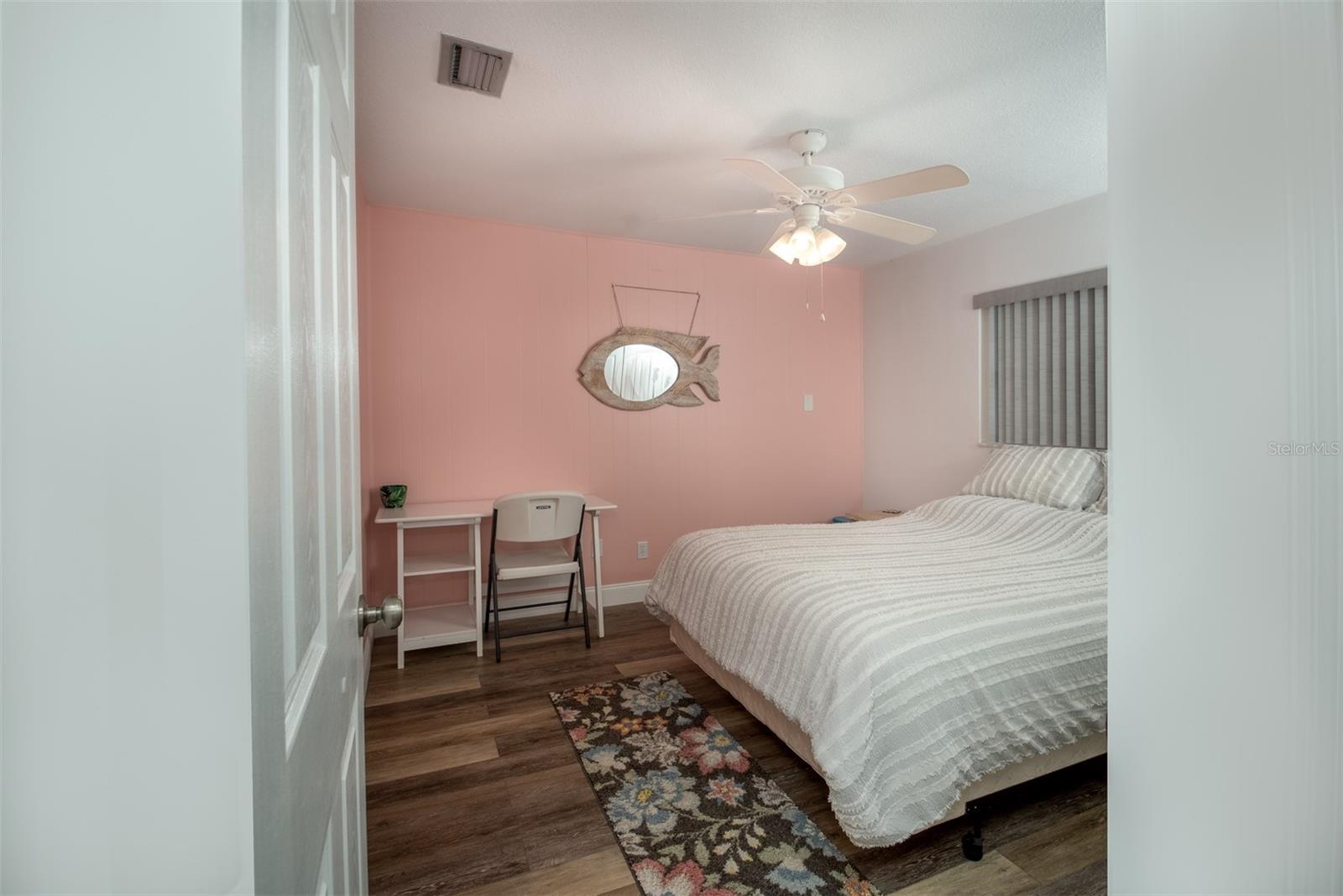 Image 23 of 45 For 6569 Augusta Boulevard