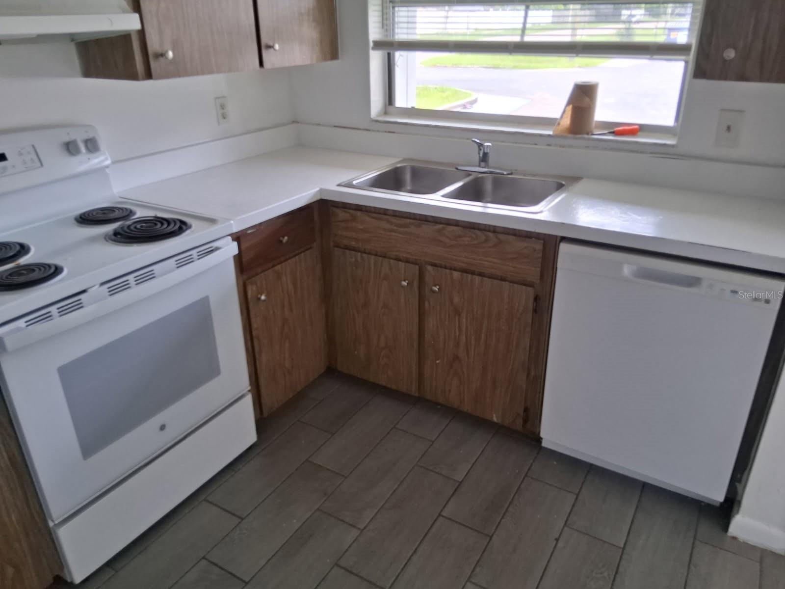 Image 3 of 15 For 7380 Balboa Drive 7380