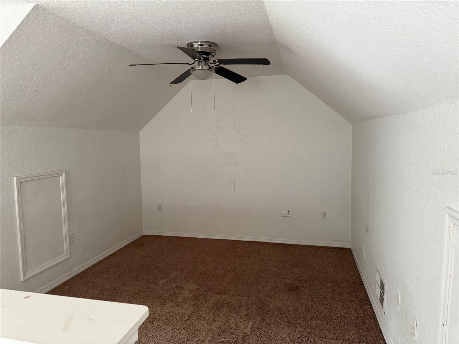 Image 10 of 16 For 10588 Windsor Lake Court 10588