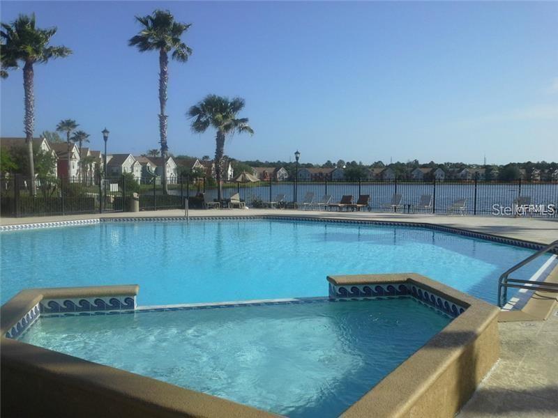 Image 4 of 16 For 10588 Windsor Lake Court 10588