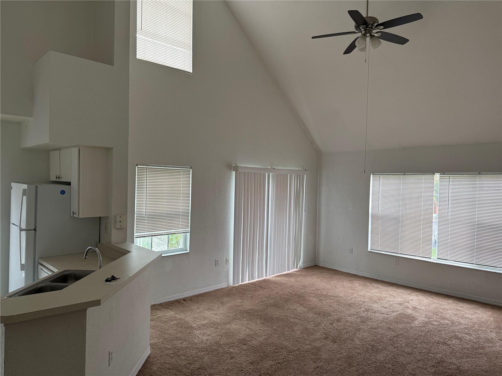 Image 5 of 16 For 10588 Windsor Lake Court 10588