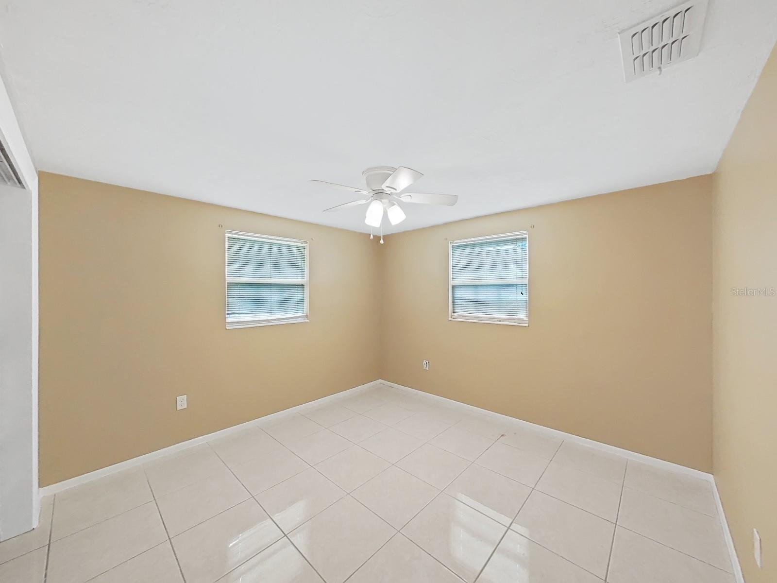 Image 7 of 17 For 13404 Neptune Drive