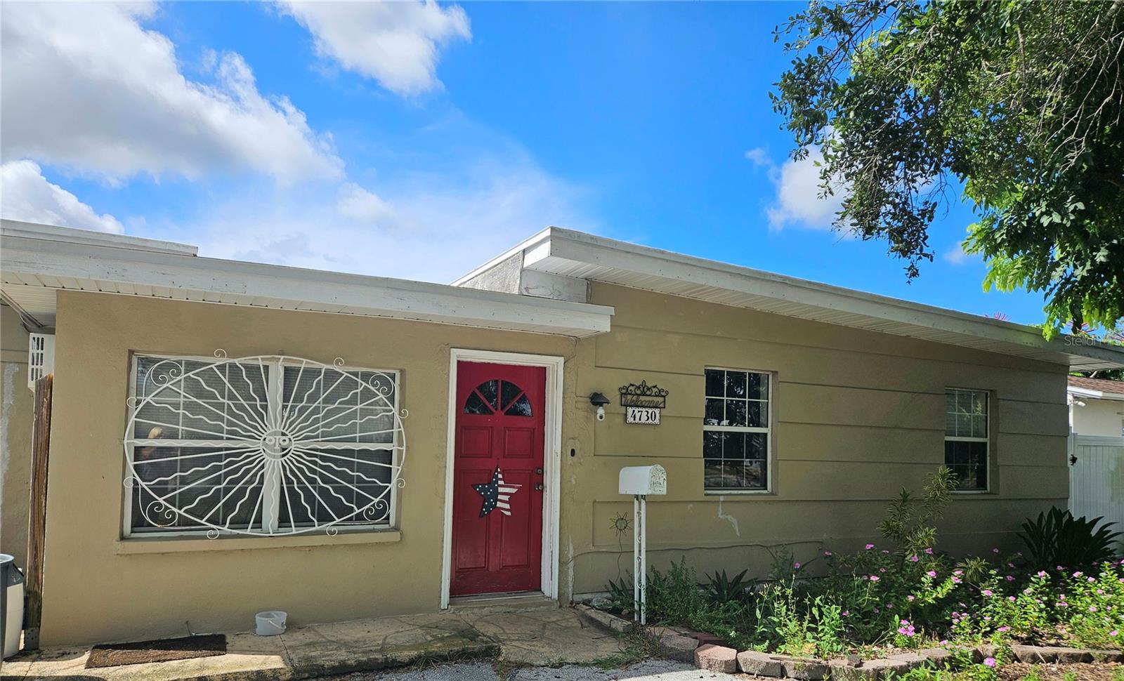 Image 3 of 27 For 4730 30th Avenue N