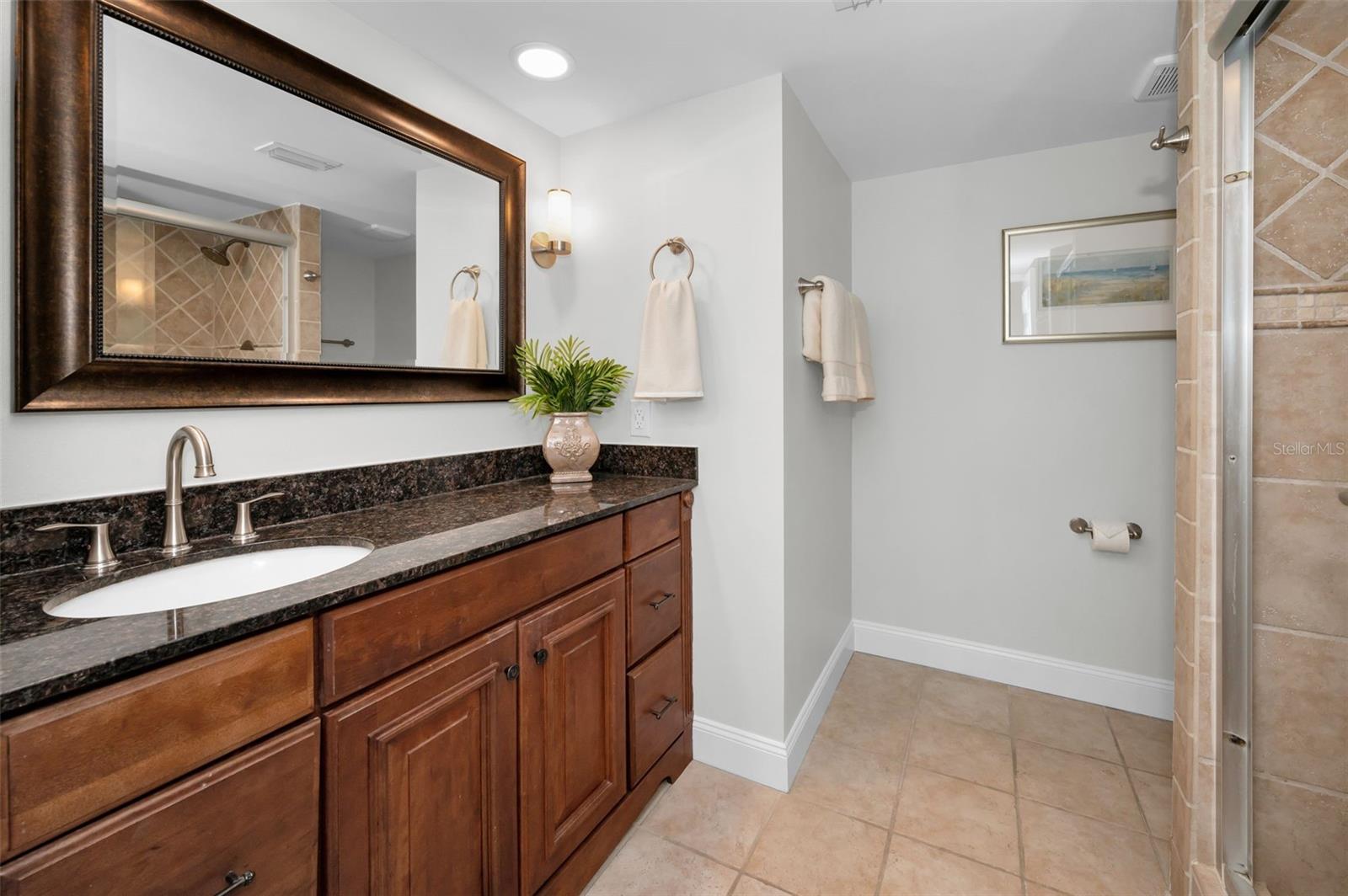 Image 31 of 48 For 100 Oakmont Lane 307