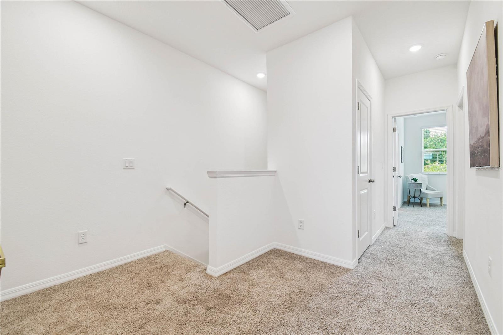 Image 21 of 39 For 1018 Rose Blossom Court