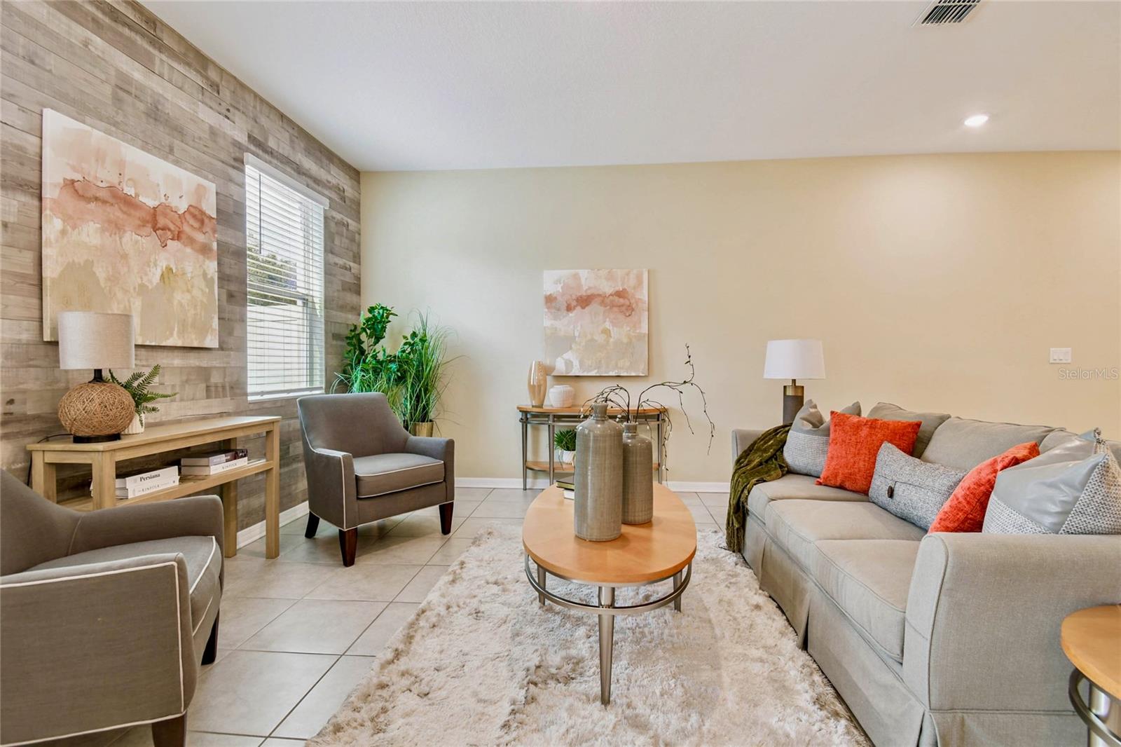 Image 4 of 39 For 1018 Rose Blossom Court