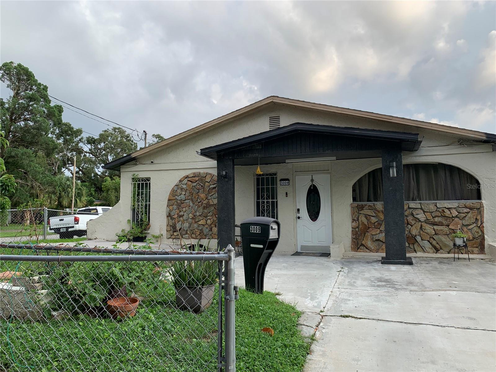 Image 2 of 27 For 3009 25th Avenue