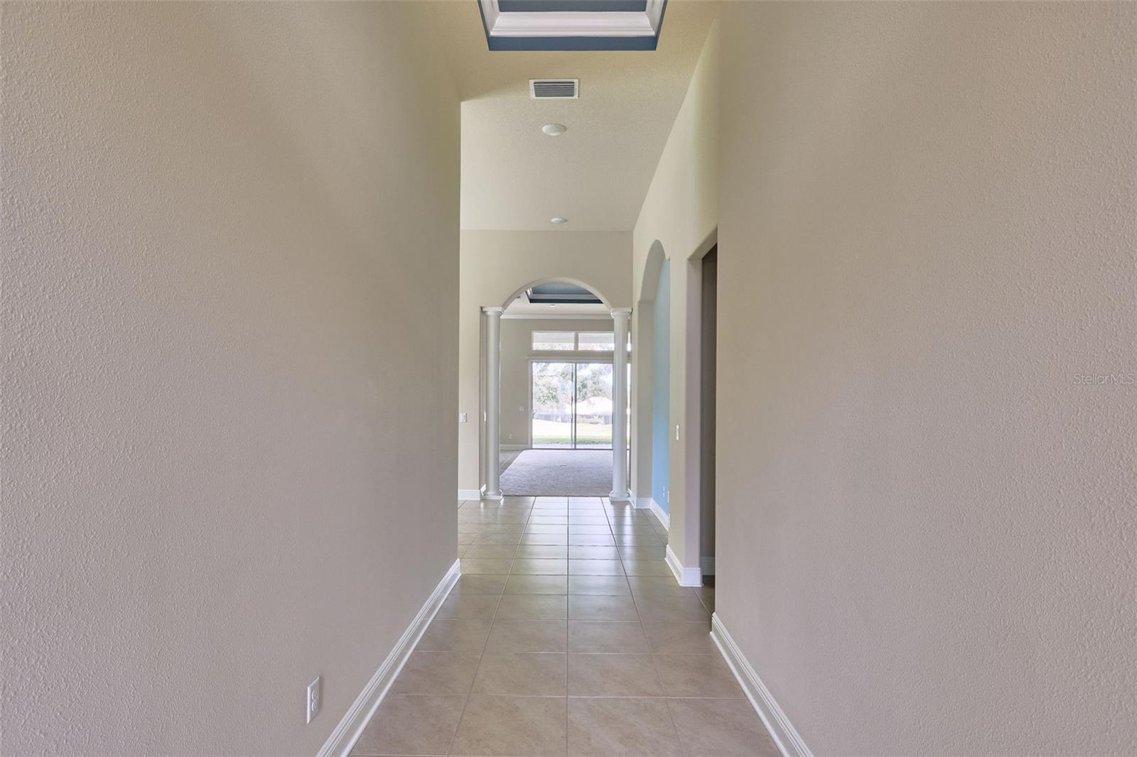 Image 4 of 36 For 1363 Greenmeadow Path