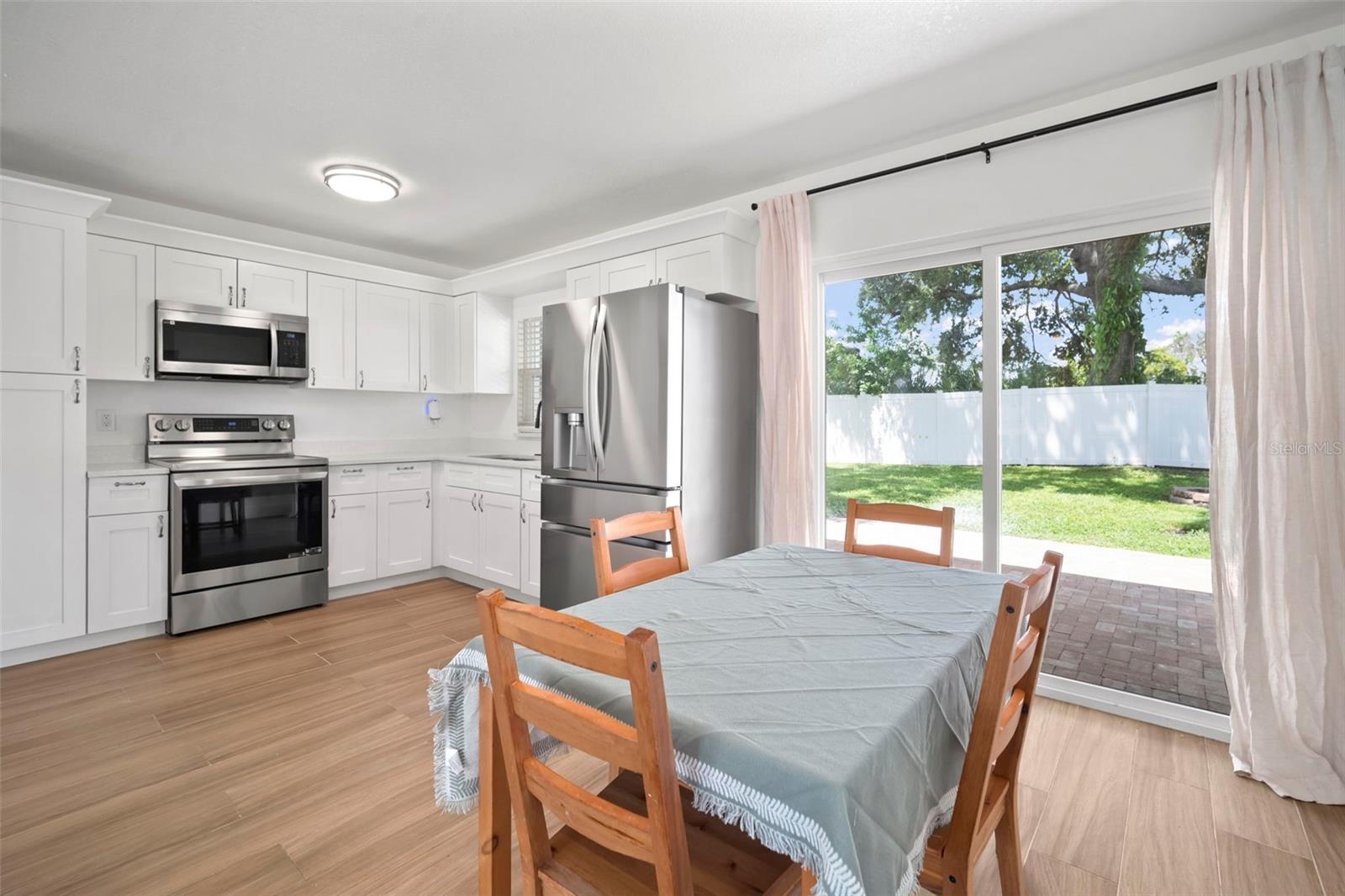 Image 11 of 45 For 7717 Powhatan Avenue