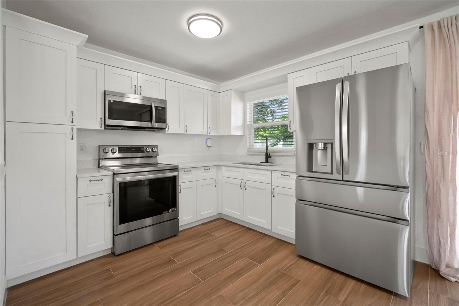 Image 14 of 45 For 7717 Powhatan Avenue