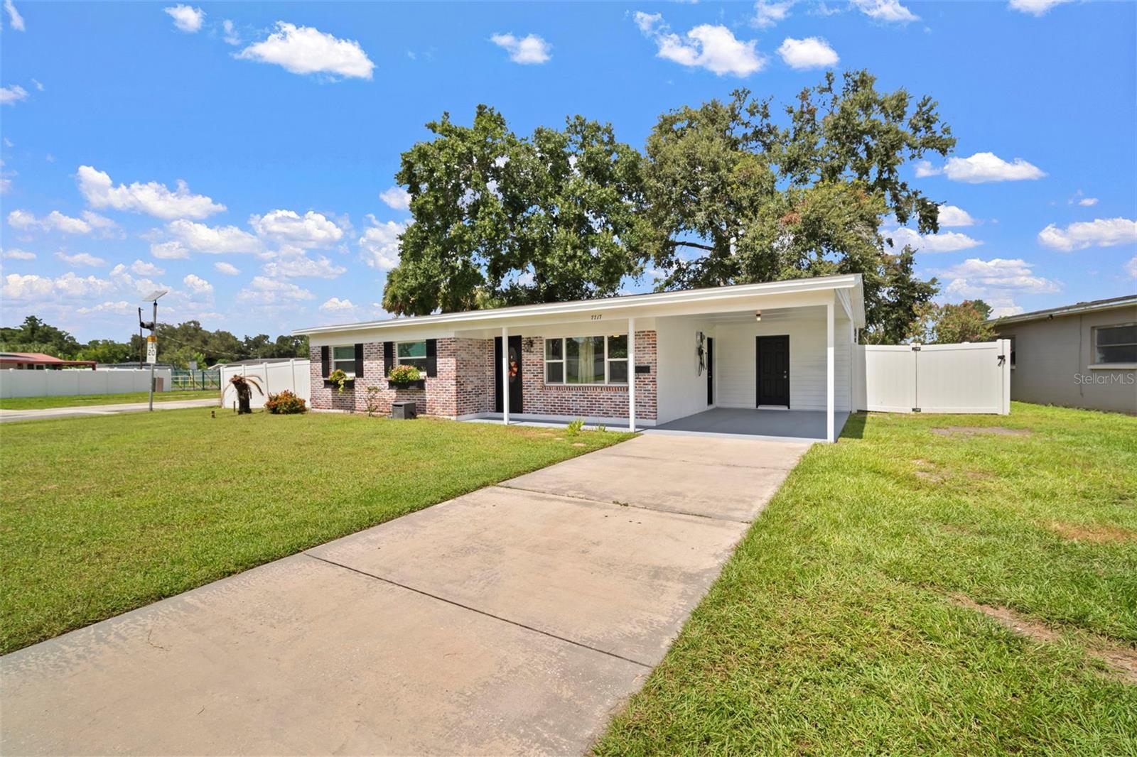 Image 4 of 45 For 7717 Powhatan Avenue