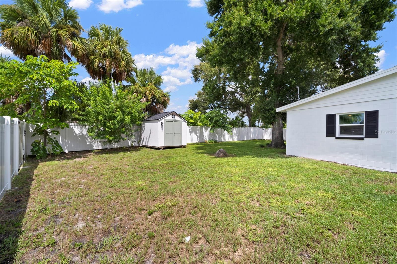 Image 40 of 45 For 7717 Powhatan Avenue