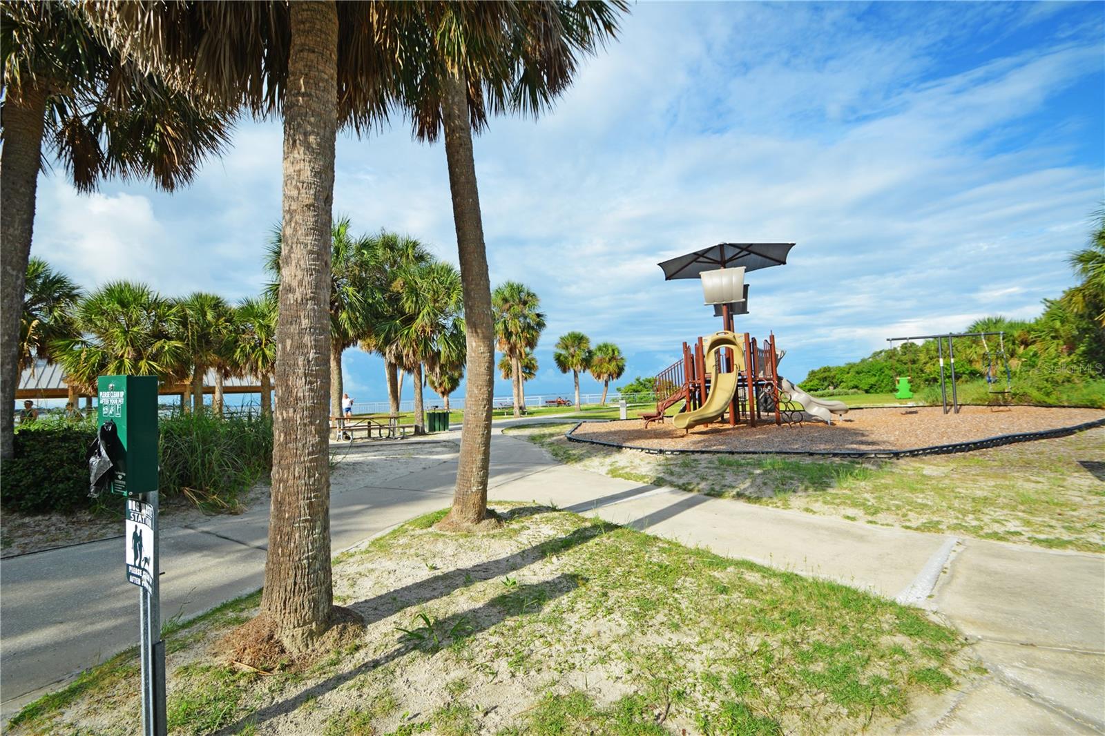 Image 37 of 56 For 7369 Royal Palm Drive