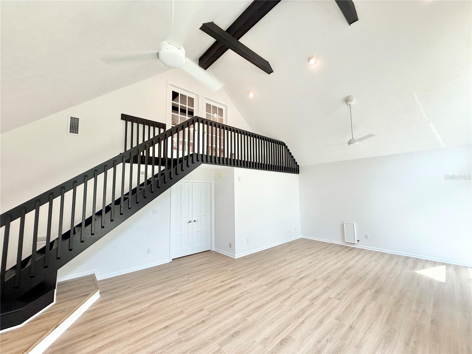 Image 17 of 66 For 2019 Village Avenue