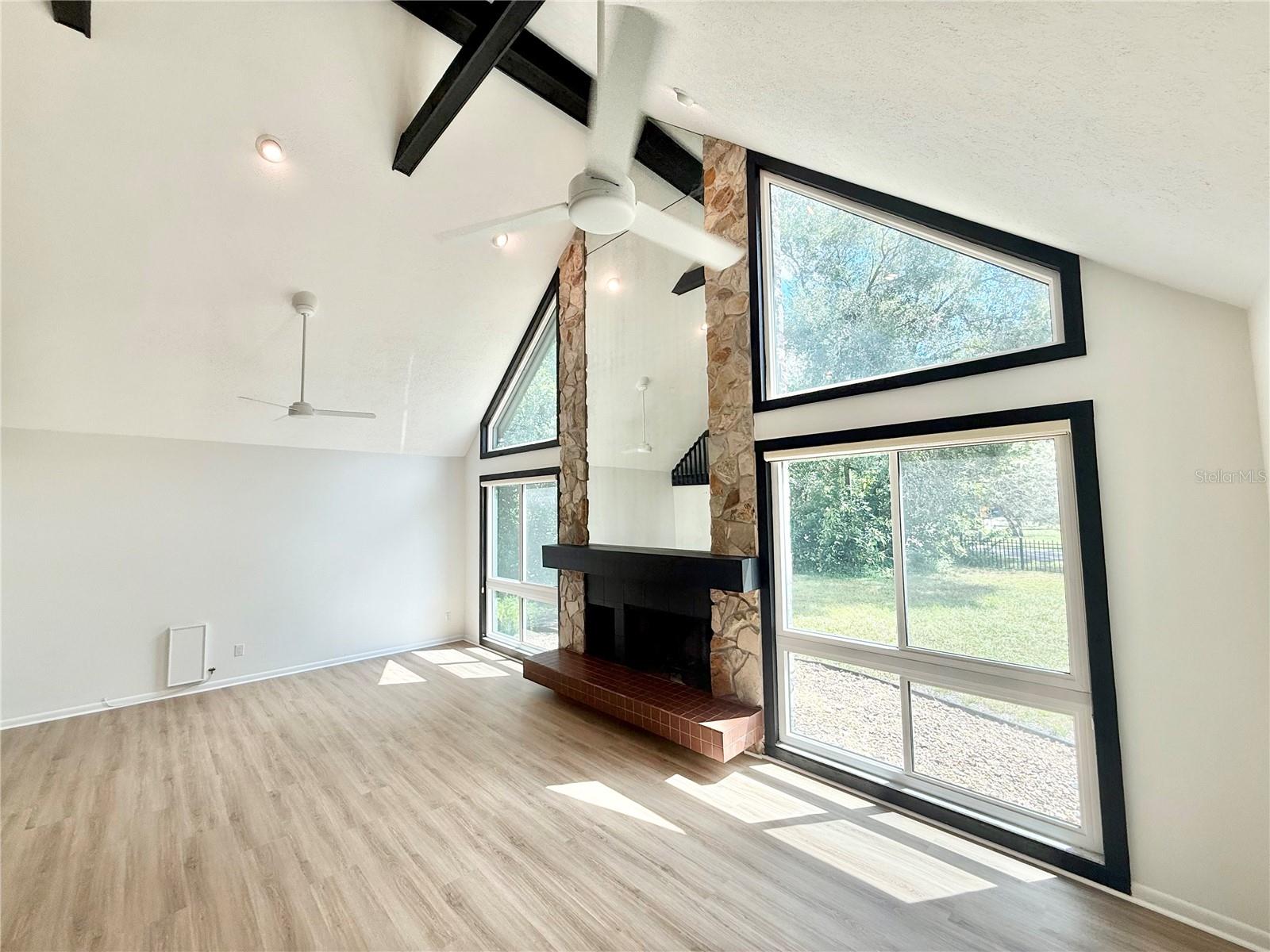 Image 18 of 66 For 2019 Village Avenue