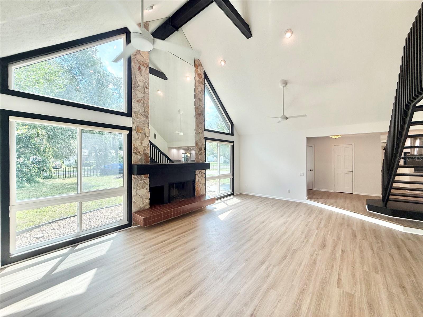 Image 20 of 66 For 2019 Village Avenue