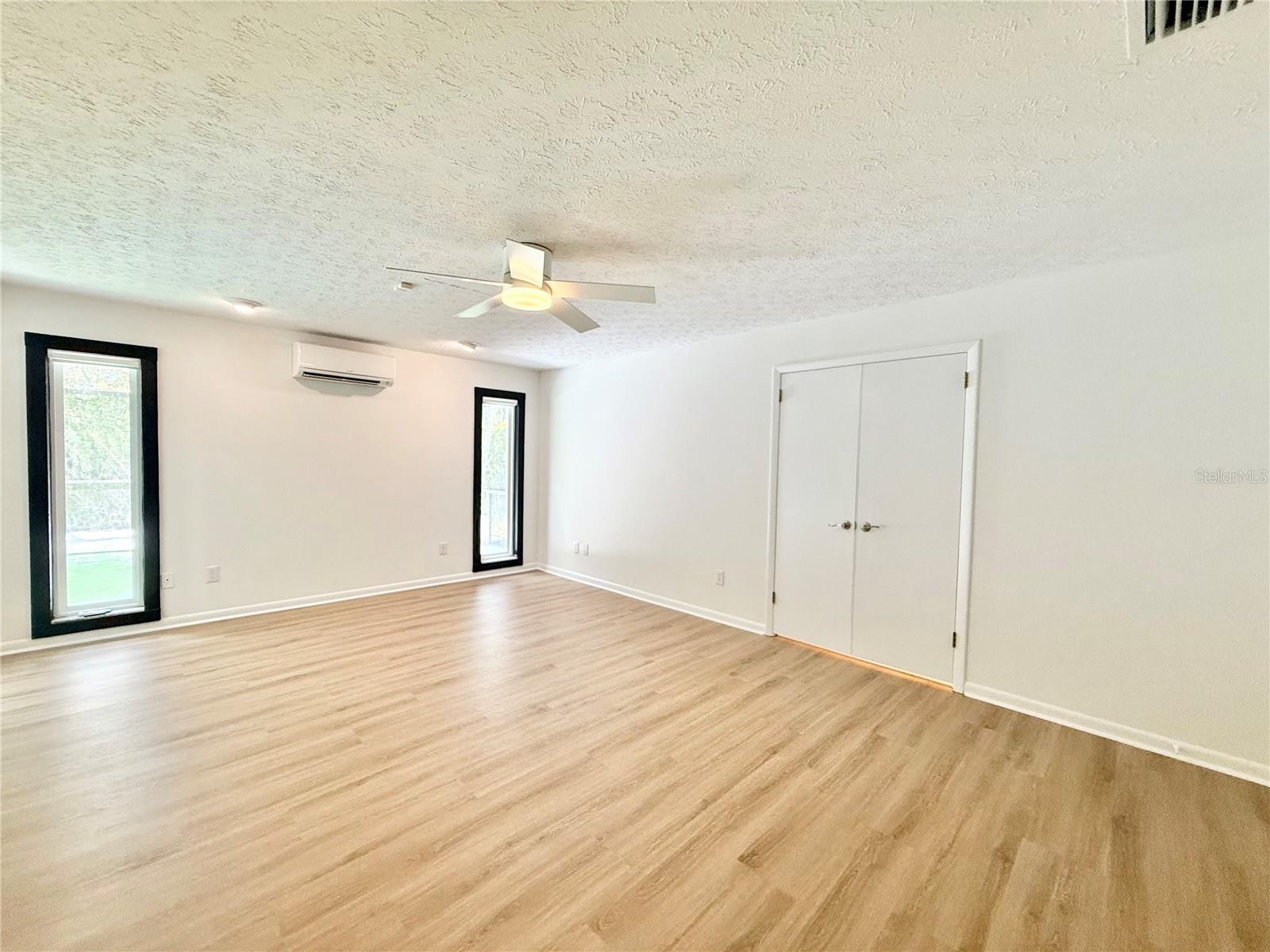 Image 34 of 66 For 2019 Village Avenue