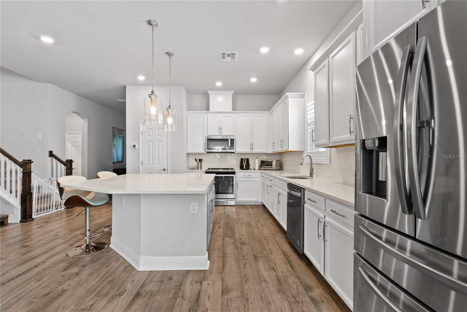 Image 13 of 48 For 16409 Lucia Gardens Lane