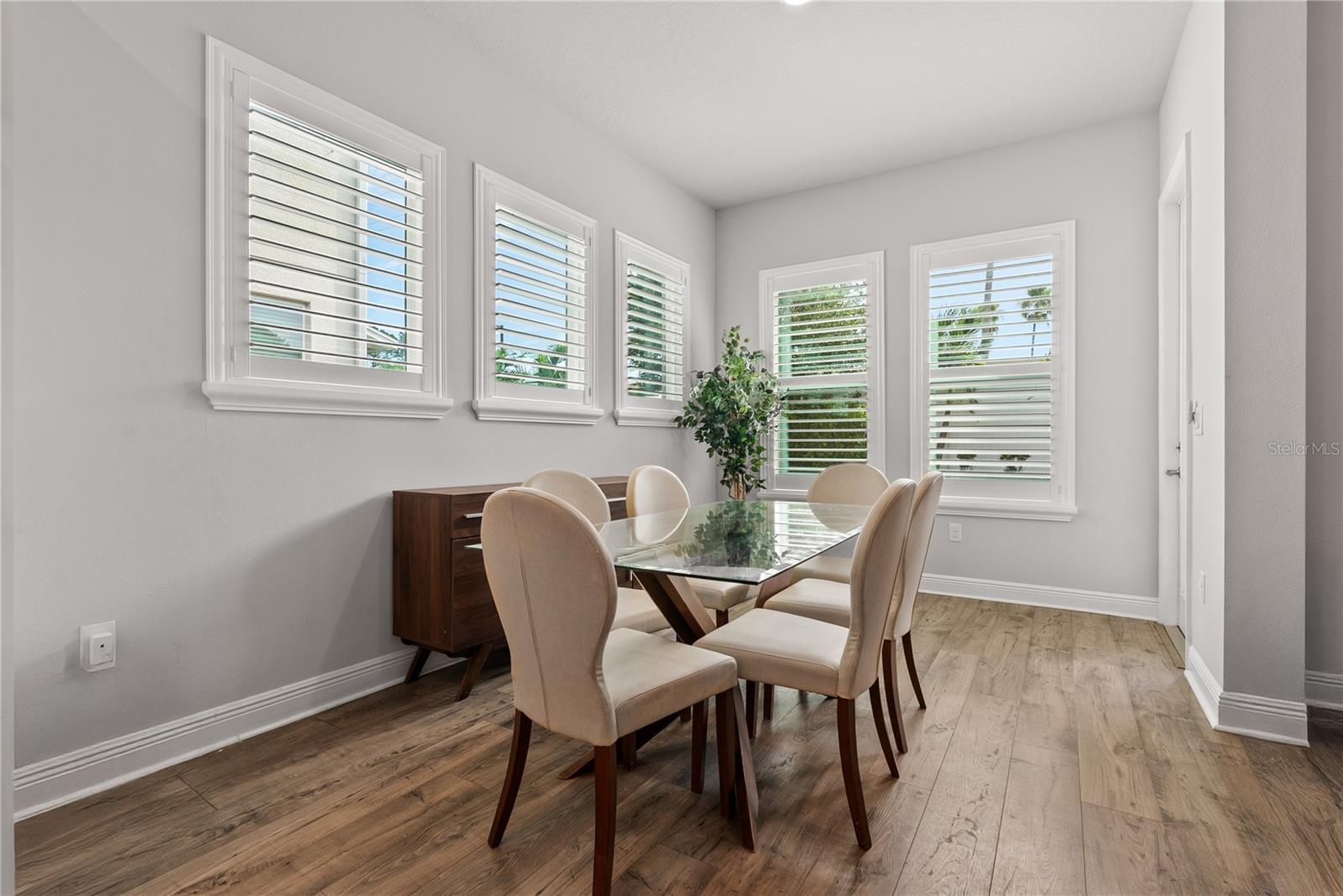 Image 14 of 48 For 16409 Lucia Gardens Lane
