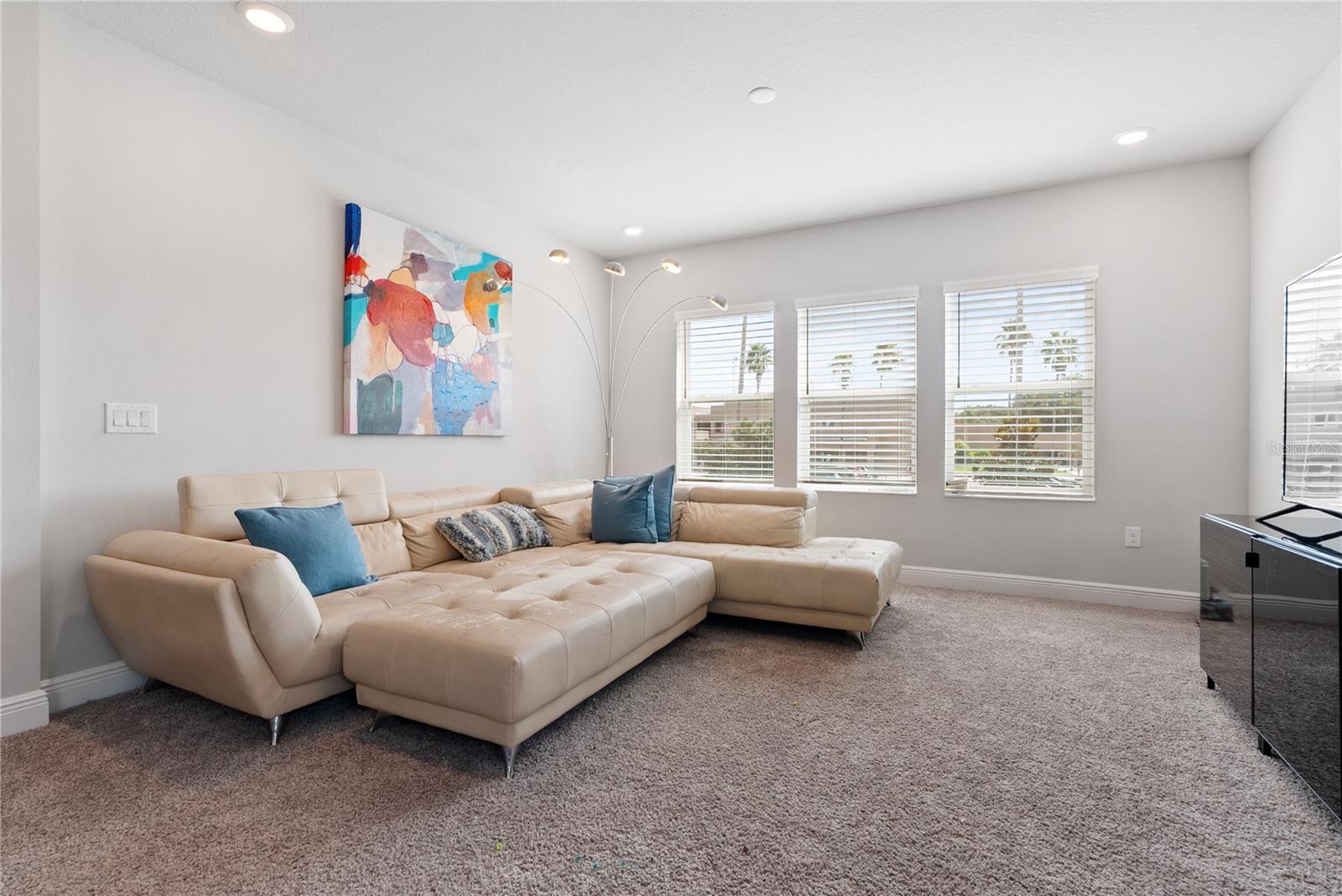 Image 20 of 48 For 16409 Lucia Gardens Lane