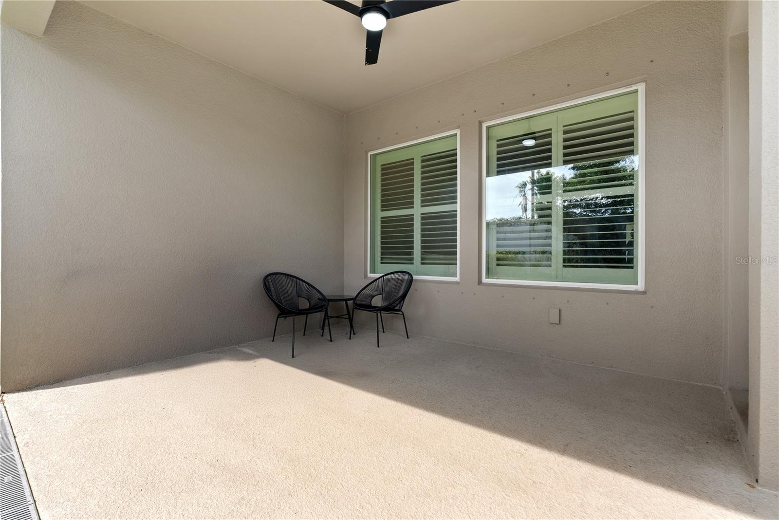 Image 28 of 48 For 16409 Lucia Gardens Lane