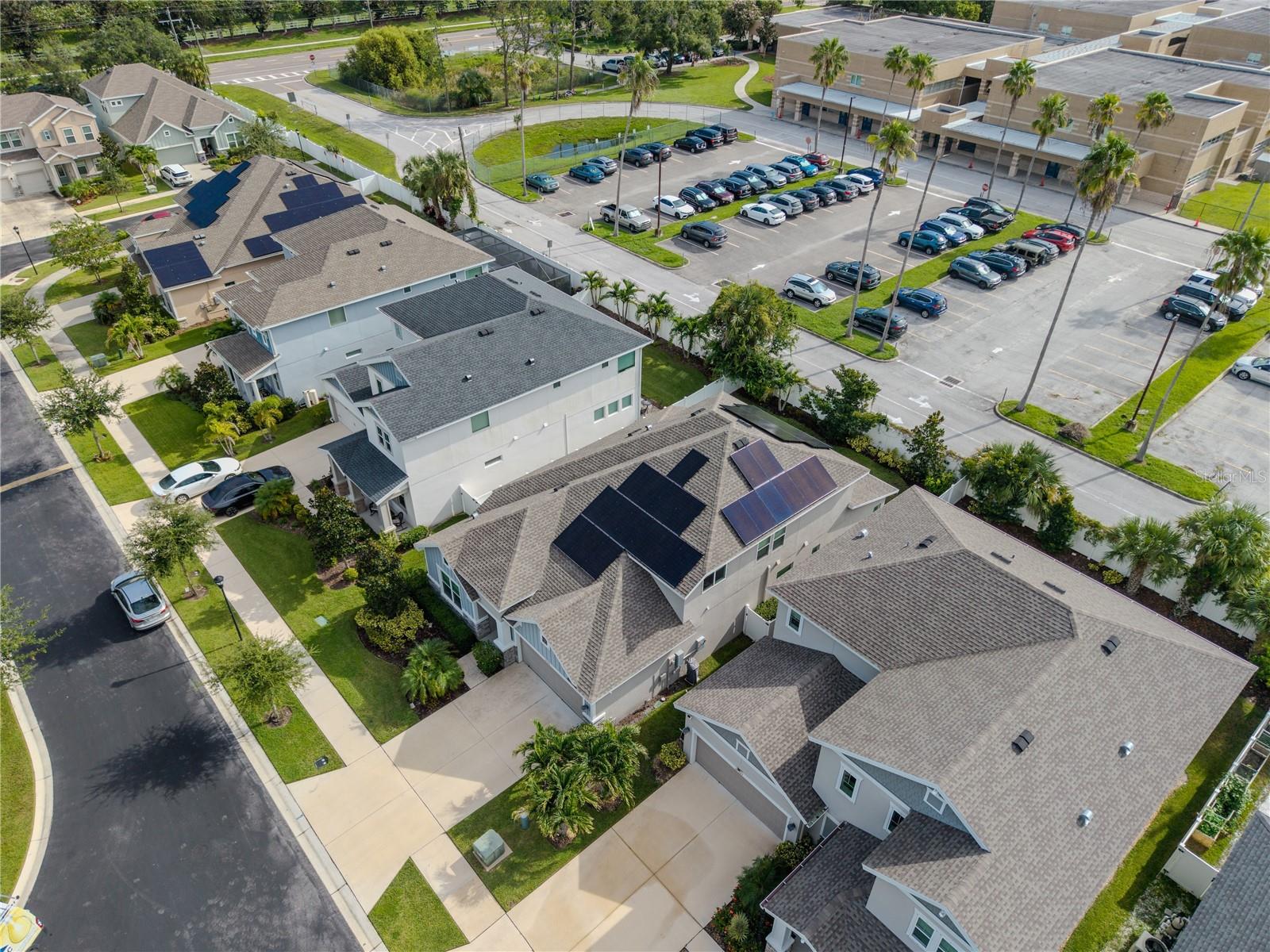Image 40 of 48 For 16409 Lucia Gardens Lane