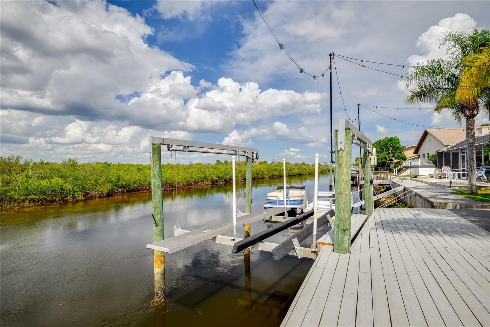 Image 4 of 57 For 4111 Marine Parkway