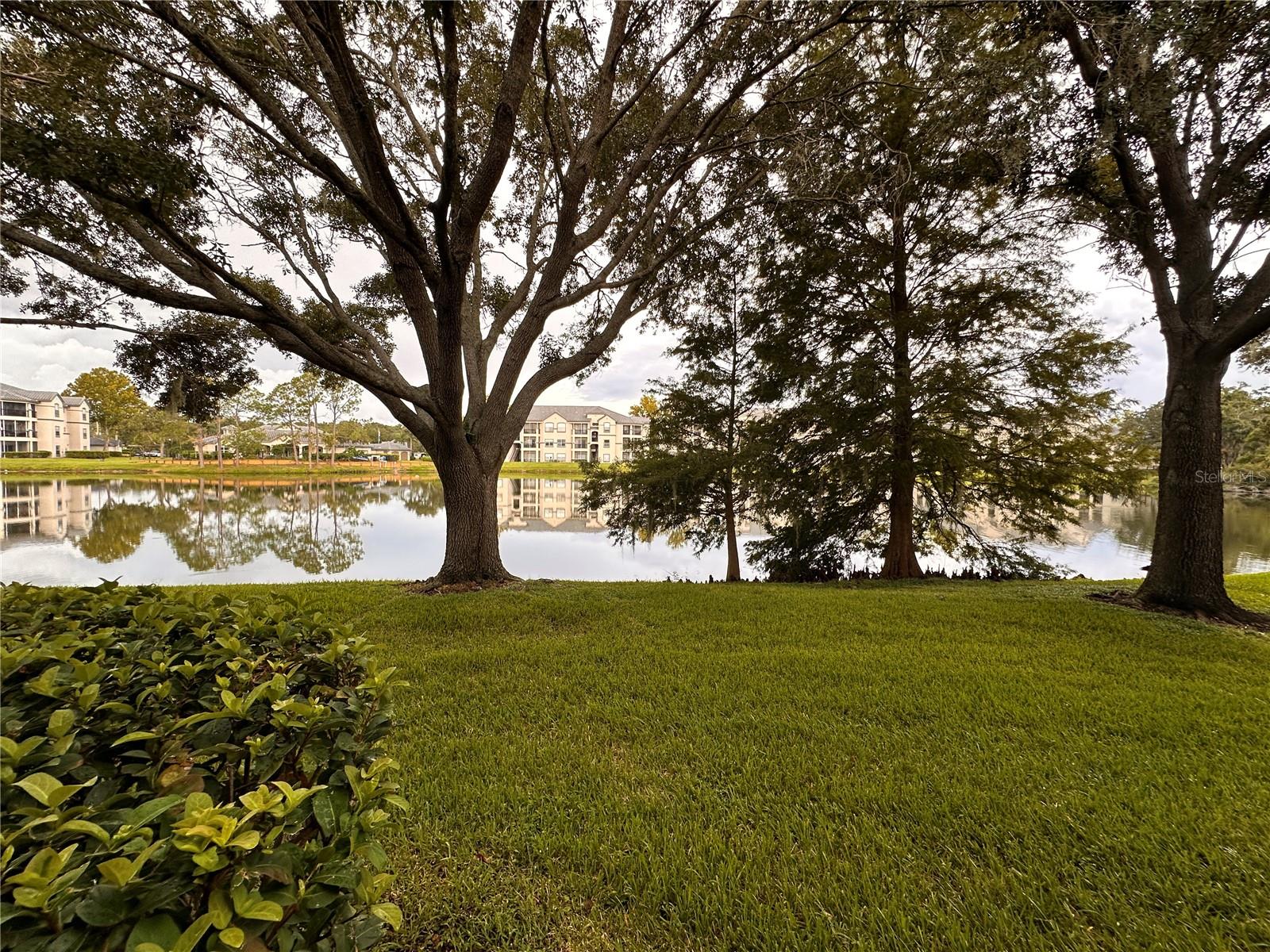 Image 33 of 62 For 18510 Pebble Lake Court