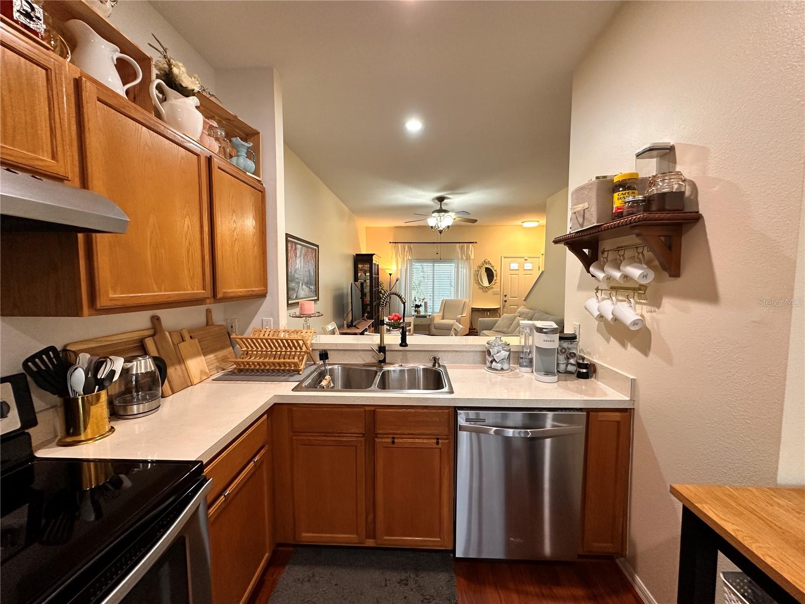 Image 7 of 62 For 18510 Pebble Lake Court